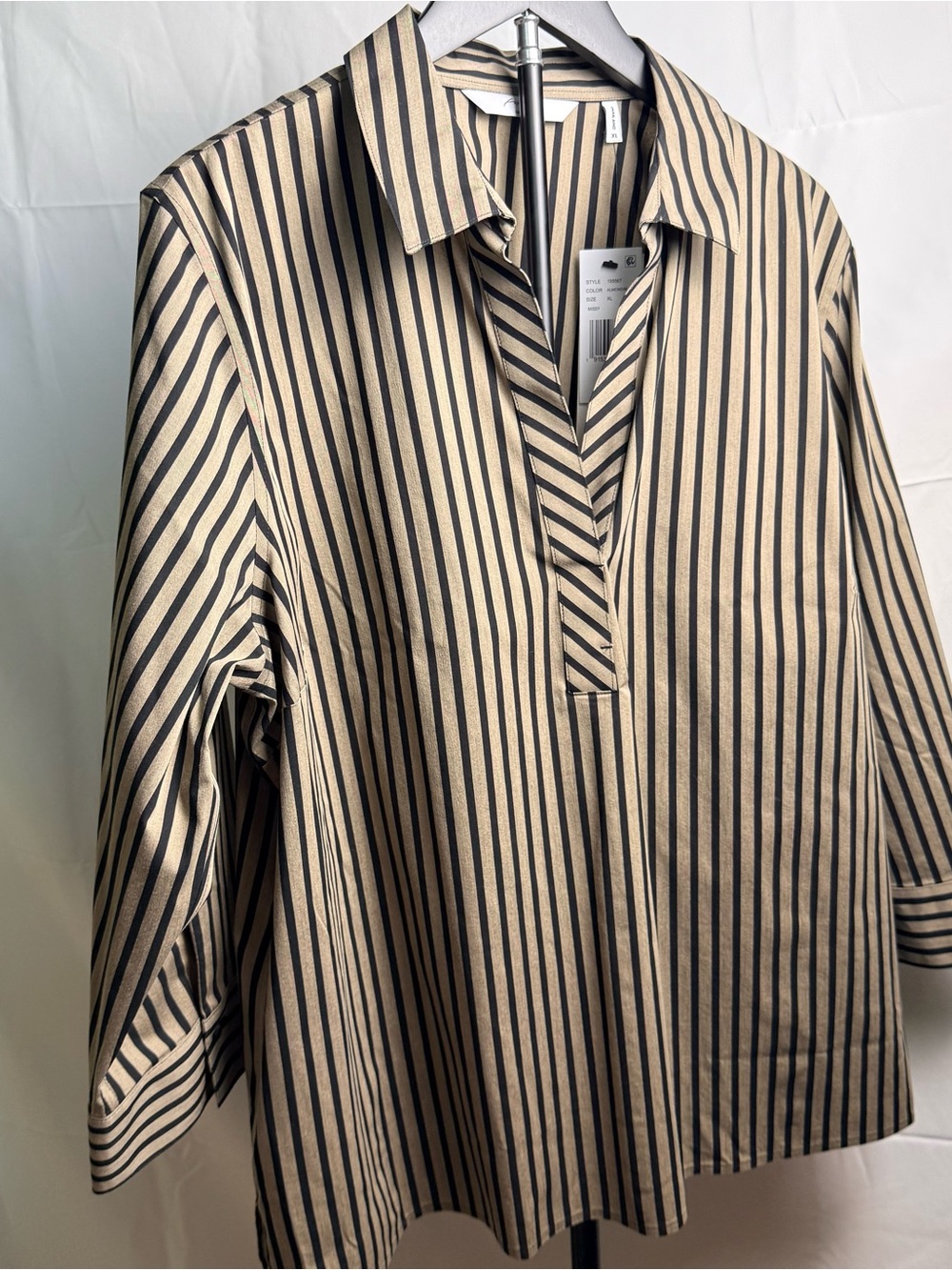 Foxcroft Black and Beige Striped Collared Blouse